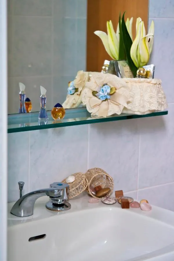 Hotel Hamilton Misano Adriatico 3*,  İtalya