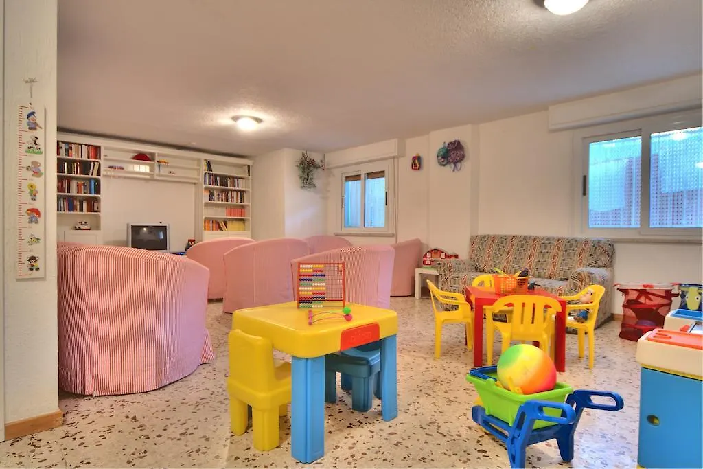 ***  Hotel Hamilton Misano Adriatico İtalya