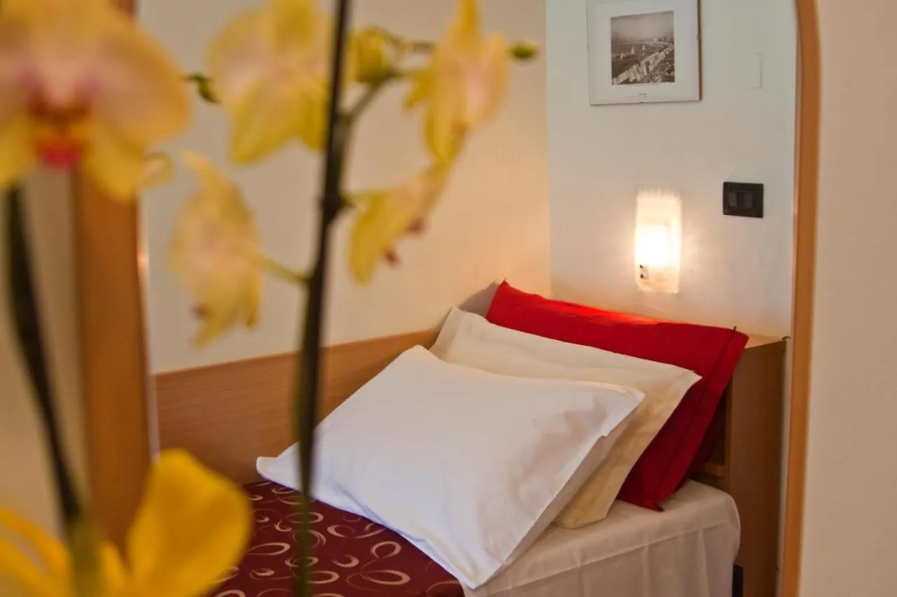 ***  Hotel Hamilton Misano Adriatico Italy